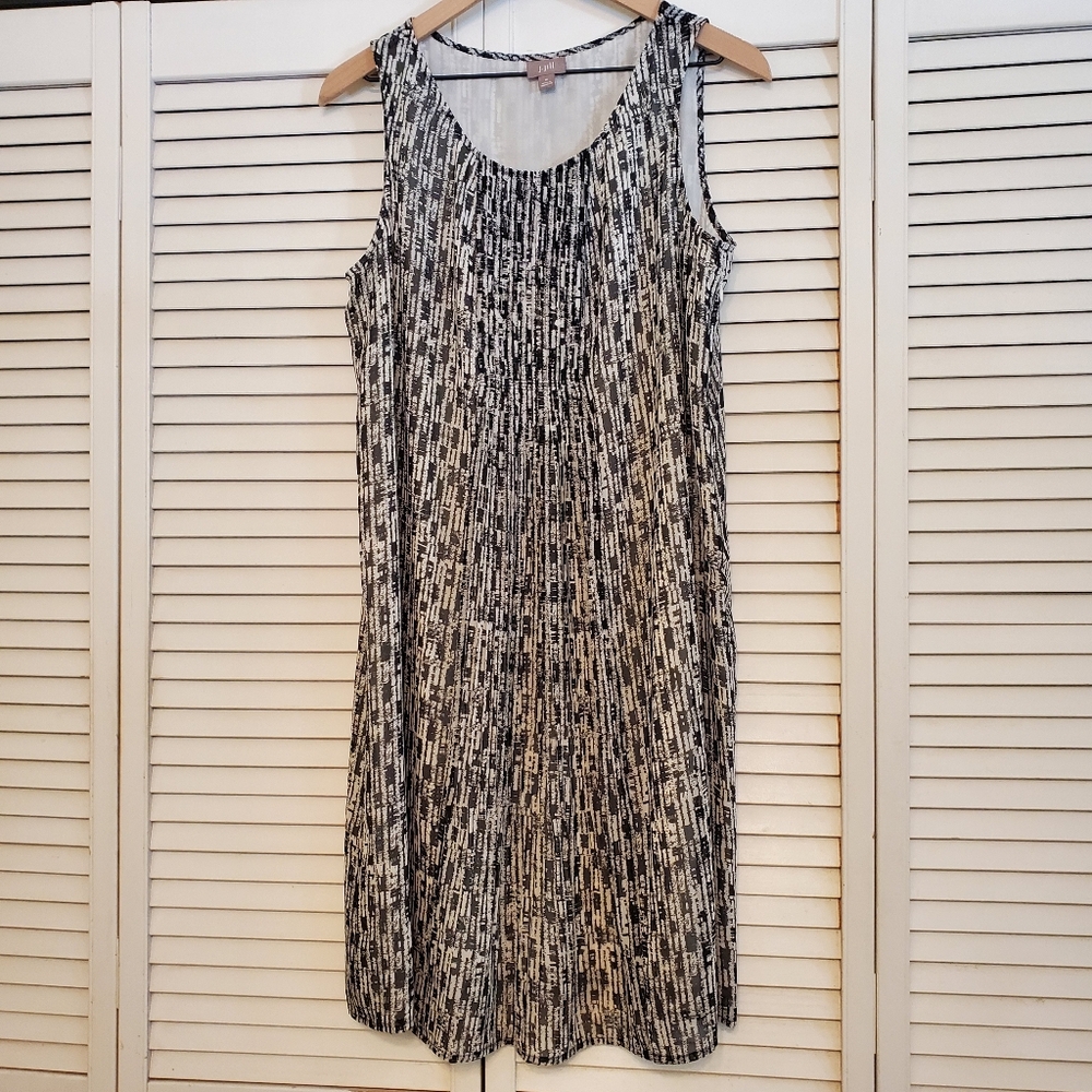 J Jill Black and White Sleeveless Geometric Shift Dress, Size Medium